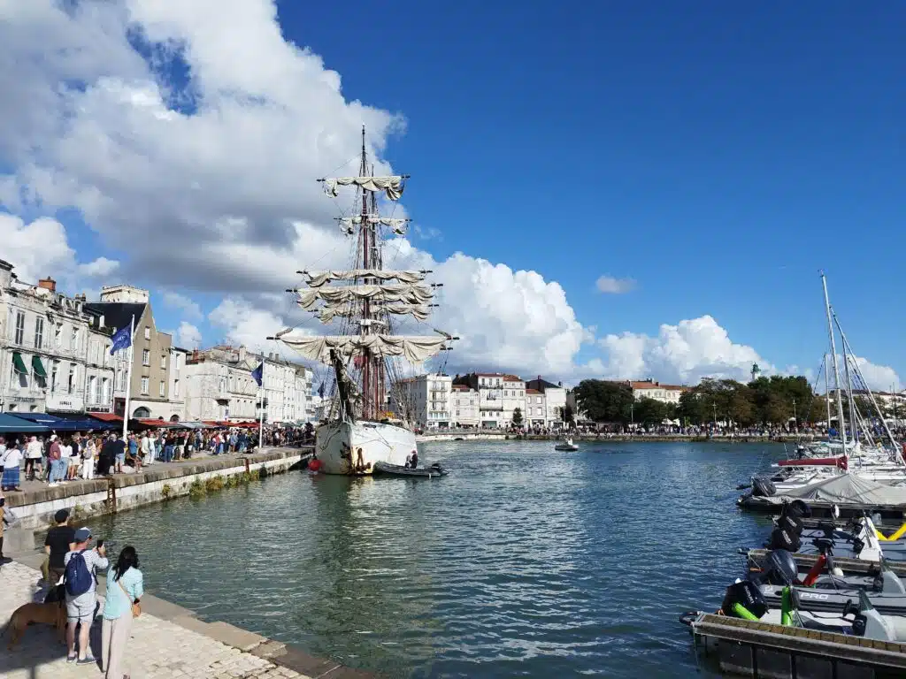 bateau port