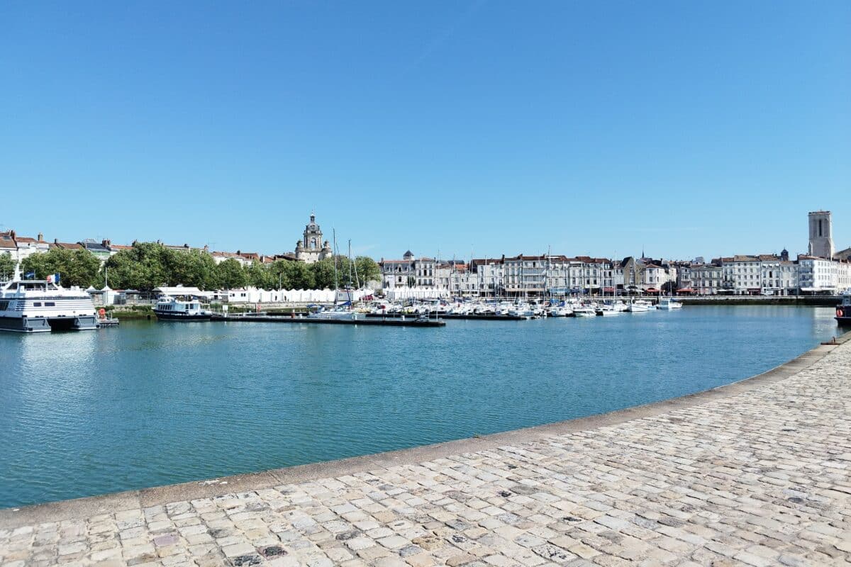 esplanade vieux port