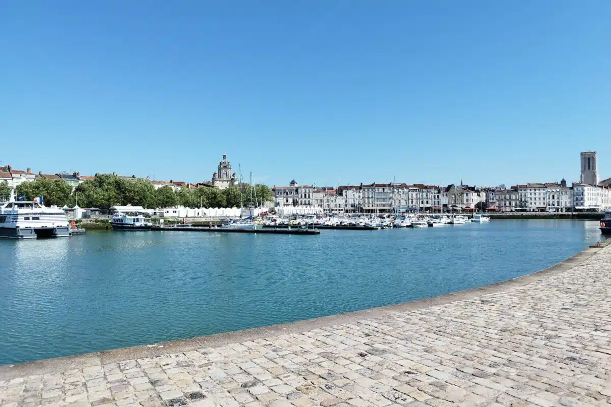 esplanade vieux port